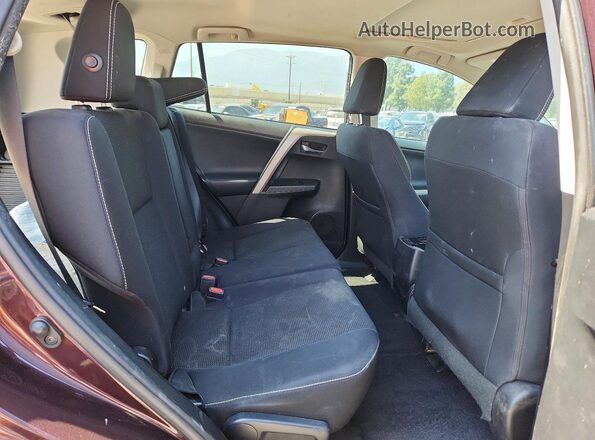 2T3WFREV2GW298977 2016 TOYOTA RAV4 Burgundy Widok tylnych siedzeń