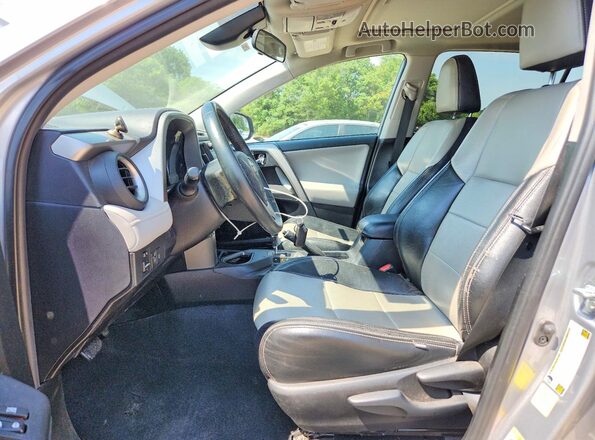 2T3WFREV2HW391791 2017 TOYOTA RAV4 Silver Front interior view