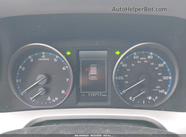 2T3WFREV2JW412516 2018 TOYOTA RAV4 Black Vista de los asientos traseros