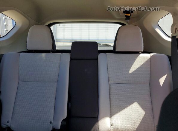 2T3WFREV4HW354340 2017 TOYOTA RAV4 Black Вид задніх сидінь