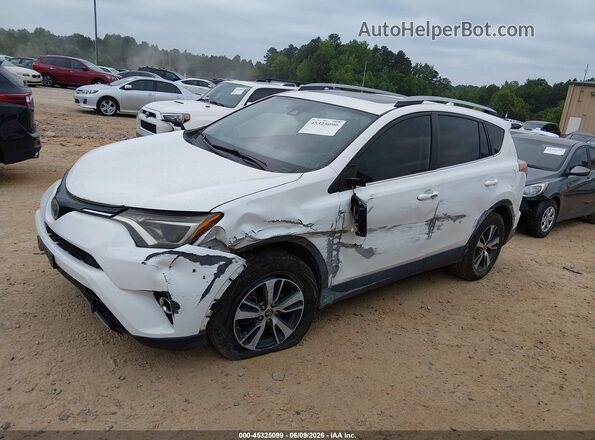 2T3WFREV5HW392157 2017 TOYOTA RAV4 White Przód lewy