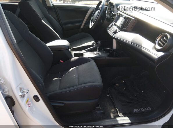 2T3WFREV6JW471701 2018 TOYOTA RAV4 White Vista interior delantera