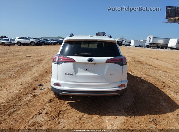 2T3WFREV6JW471701 2018 TOYOTA RAV4 White 