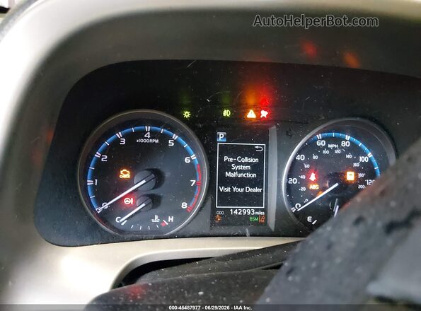 2T3WFREV7JW488507 2018 TOYOTA RAV4 Red Հետևի նստատեղերի տեսք