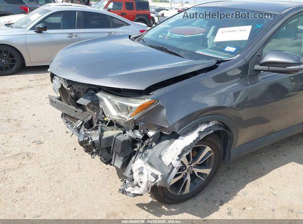 2T3WFREV8JW443141 2018 TOYOTA RAV4 Серый Вид спереди