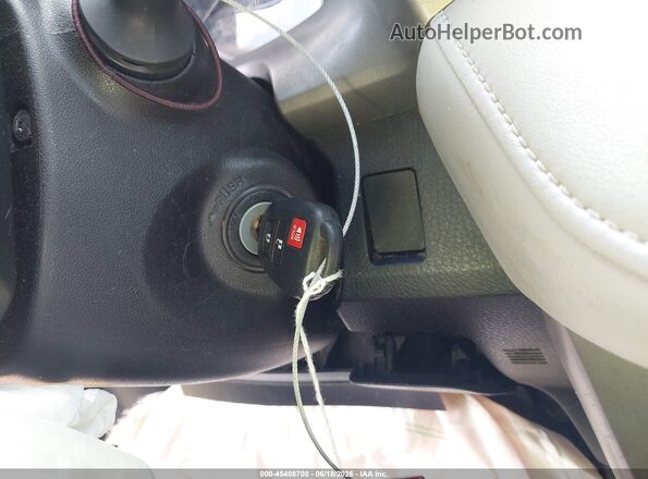 2T3WFREV8JW443141 2018 TOYOTA RAV4 Серый Вид панели приборов