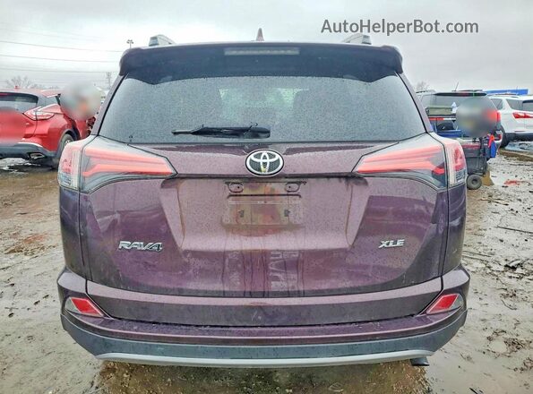 2T3WFREV8JW492954 2018 TOYOTA RAV4 Purple Widok z tyłu