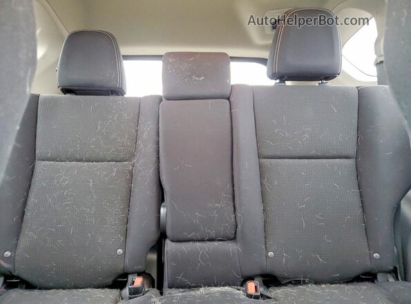 2T3WFREV8JW492954 2018 TOYOTA RAV4 Purple Widok tylnych siedzeń