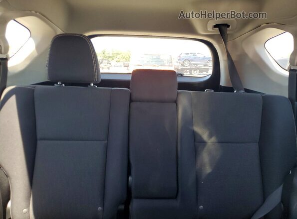 2T3WFREVXJW468879 2018 TOYOTA RAV4 Red Հետևի նստատեղերի տեսք
