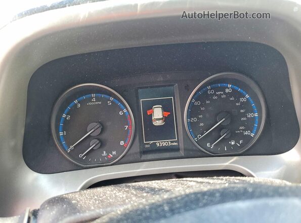 2T3WFREVXJW507762 2018 TOYOTA RAV4 Red Widok zestawu wskaźników