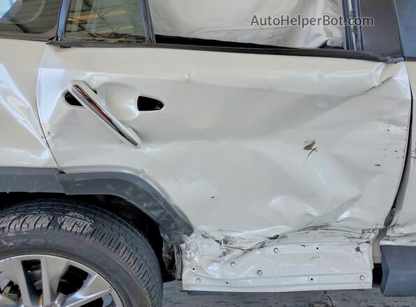 2T3Y1RFV2RW345031 2024 TOYOTA RAV4 White Հետևի նստատեղերի տեսք