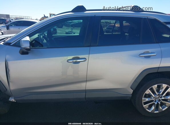 2T3Y1RFVXKW014025 2019 TOYOTA RAV4 Silver Vista interior de 360 grados