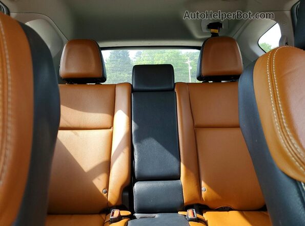 2T3YFREV1HW375011 2017 TOYOTA RAV4 Black Հետևի նստատեղերի տեսք