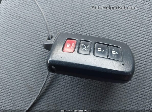 2T3YFREV2HW329641 2017 TOYOTA RAV4 White Dashboard view