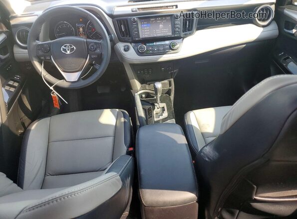 2T3YFREV8JW516338 2018 TOYOTA RAV4 White 