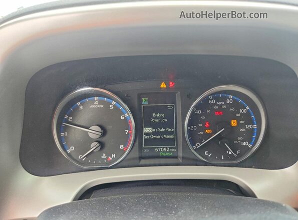 2T3YFREVXGW277609 2016 TOYOTA RAV4 White Widok zestawu wskaźników