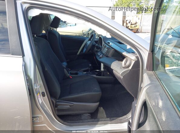 2T3ZFREV0JW466037 2018 TOYOTA RAV4 Silver Vista interior delantera
