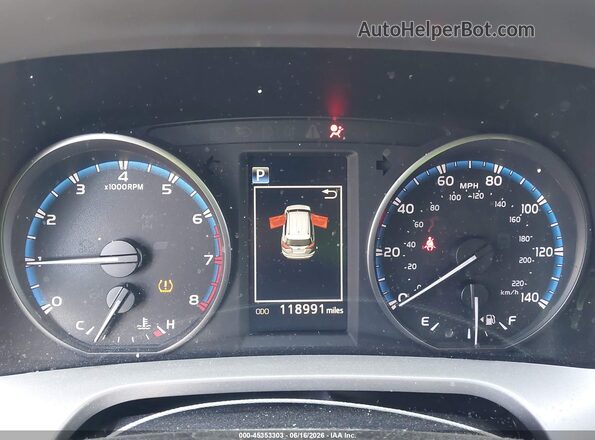 2T3ZFREV0JW466037 2018 TOYOTA RAV4 Silver Vista de los asientos traseros