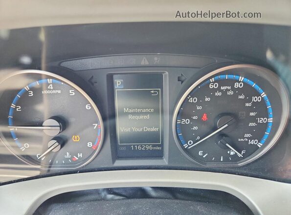 2T3ZFREV1HW368676 2017 TOYOTA RAV4 Silver Widok zestawu wskaźników