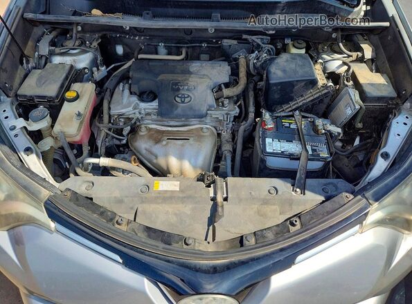 2T3ZFREV1HW368676 2017 TOYOTA RAV4 Silver Widok wnętrza z tyłu