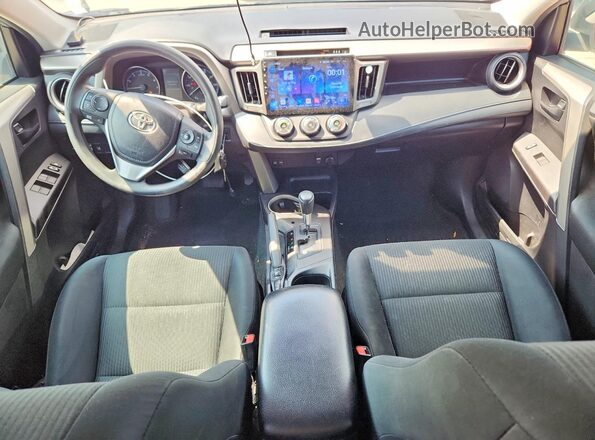 2T3ZFREV1HW368676 2017 TOYOTA RAV4 Silver Widok deski rozdzielczej