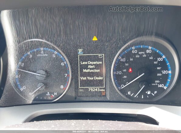 2T3ZFREV1JW516640 2018 TOYOTA RAV4 Gray Вид задніх сидінь