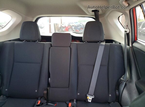 2T3ZFREV2GW238002 2016 TOYOTA RAV4 Red Հետևի նստատեղերի տեսք