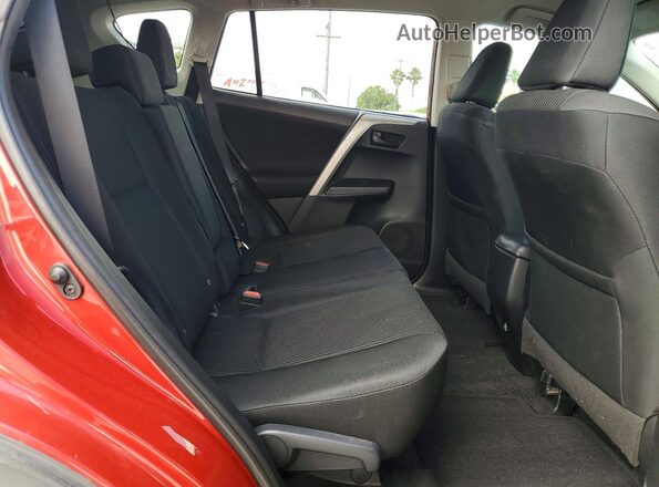 2T3ZFREV2GW238002 2016 TOYOTA RAV4 Red Սալոնի հետևի տեսք