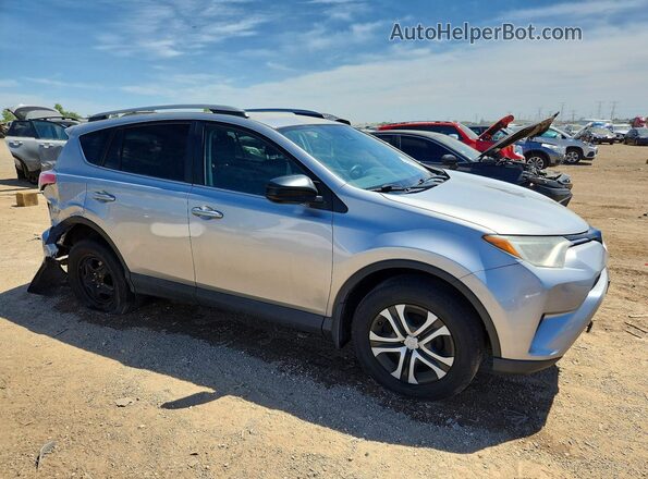 2T3ZFREV2HW345441 2017 TOYOTA RAV4 Silver Delantero derecho