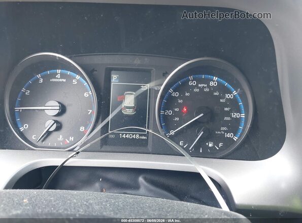 2T3ZFREV3HW377640 2017 TOYOTA RAV4 Gray Հետևի նստատեղերի տեսք