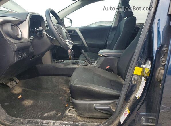 2T3ZFREV5HW358006 2017 TOYOTA RAV4 Blue Widok wnętrza z przodu