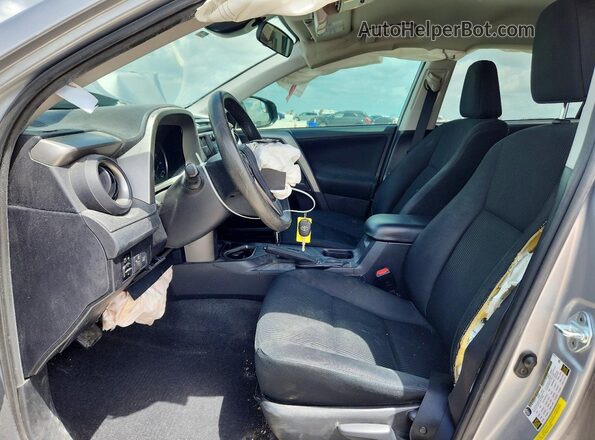 2T3ZFREV6HW333129 2017 TOYOTA RAV4 Silver 