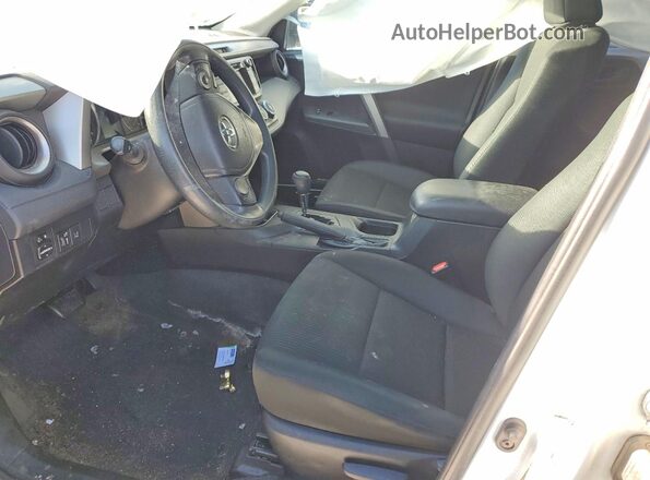 2T3ZFREV6HW397610 2017 TOYOTA RAV4 Белый Вид салона спереди