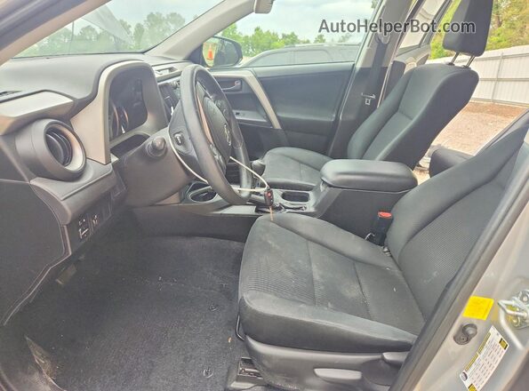 2T3ZFREV7GW257371 2016 TOYOTA RAV4 Silver Widok wnętrza z przodu