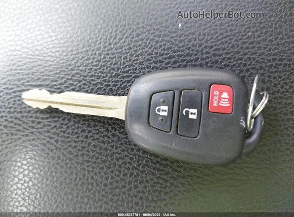 2T3ZFREV7HW356614 2017 TOYOTA RAV4 Purple Առջևի վահանակի տեսք