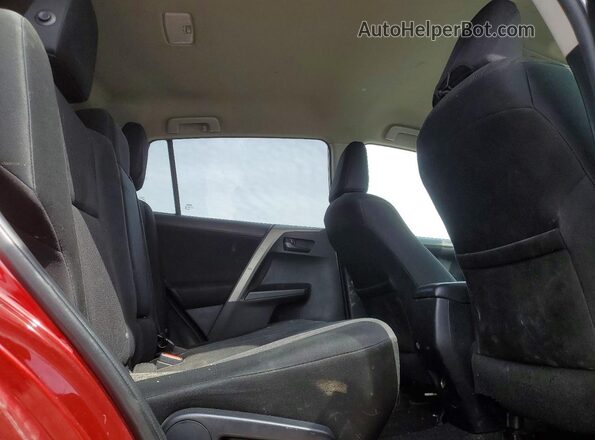 2T3ZFREV8GW254530 2016 TOYOTA RAV4 Красный Вид задней части салона