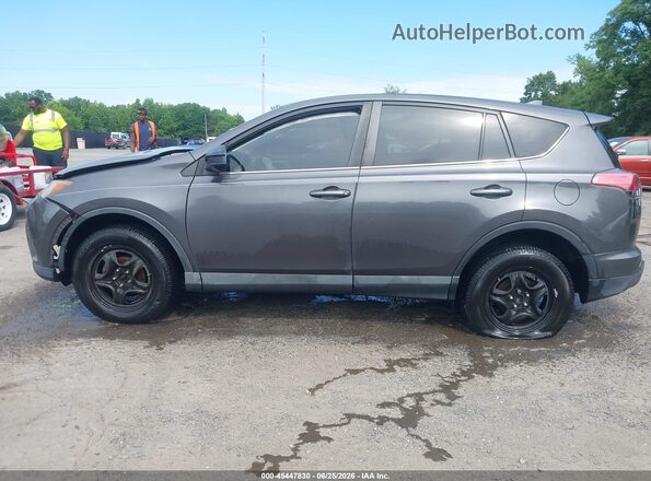 2T3ZFREV8JW442472 2018 TOYOTA RAV4 Gray Widok wnętrza z tyłu