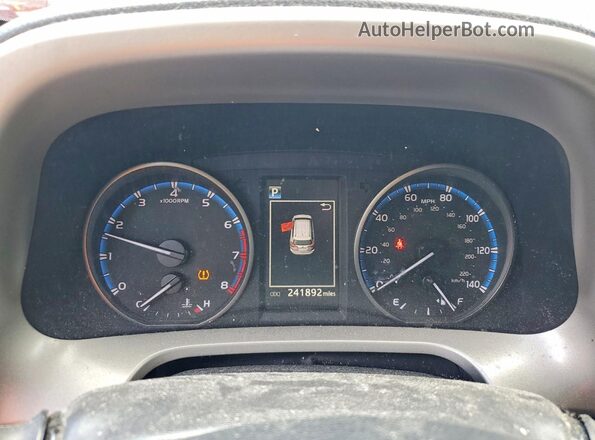 2T3ZFREVXHW330508 2017 TOYOTA RAV4 Silver 