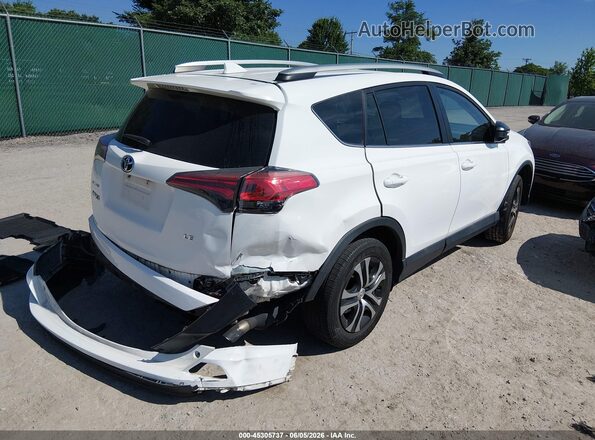 2T3ZFREVXJW477207 2018 TOYOTA RAV4 White Rear right