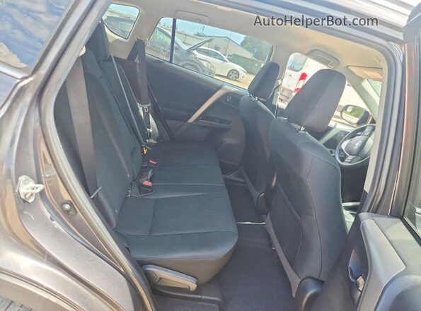 2T3ZFREVXJW494640 2018 TOYOTA RAV4 Gray Rear interior view