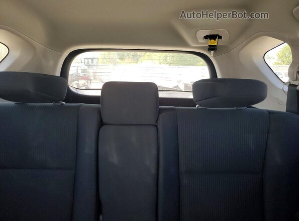 2T3ZFREVXJW519570 2018 TOYOTA RAV4 Silver Rear seats view