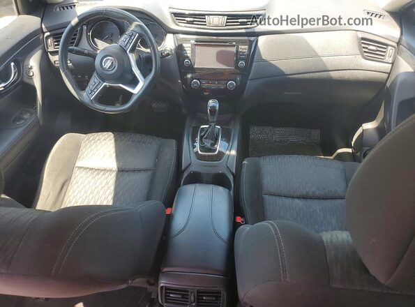 KNMAT2MT0HP508385 2017 NISSAN ROGUE Black 