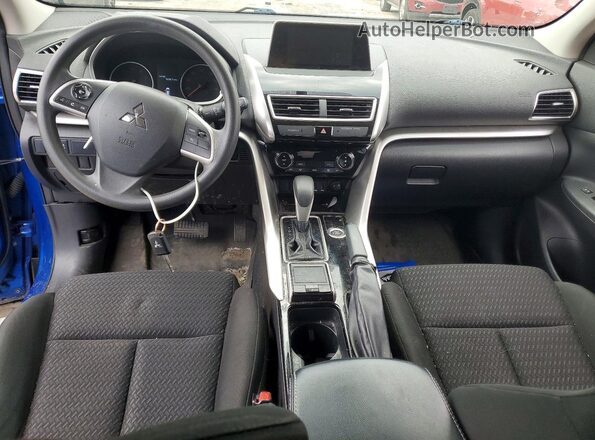 JA4AT4AA0JZ046753 2018 MITSUBISHI ECLIPSE Blue Instrument cluster view