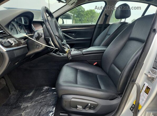 WBA5A7C51GG150975 2016 BMW 5 SERIES Silver Widok deski rozdzielczej