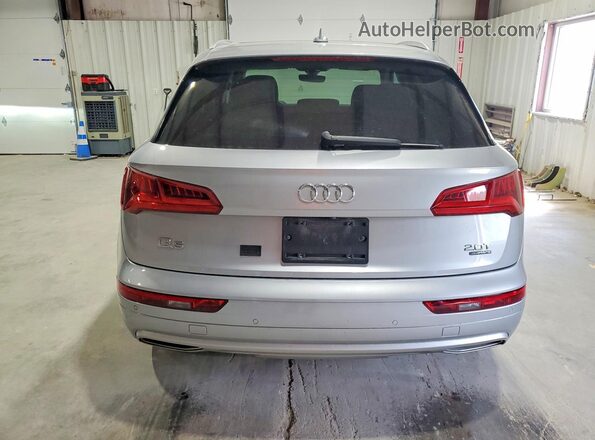 WA1BNAFY8J2239065 2018 AUDI Q5 Silver 