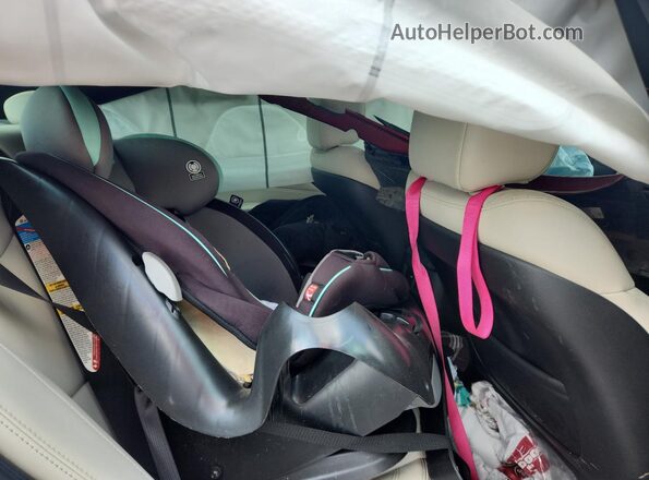 1G6DB5RK5N0119508 2022 CADILLAC CT4 Red Rear interior view