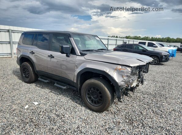 JTEABFAJ1SK023105 2025 TOYOTA LAND CRUIS Серебряный Вид спереди