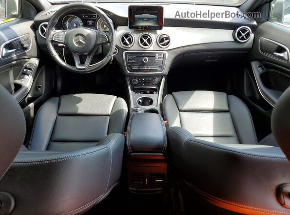 WDCTG4EBXGJ265288 2016 MERCEDES-BENZ GLA Gray 