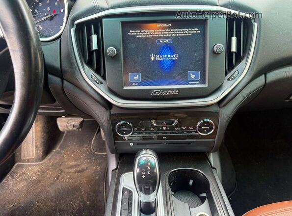 ZAM57RTA1G1176310 2016 MASERATI GHIBLI Black Սարքավորումների վահանակի տեսք