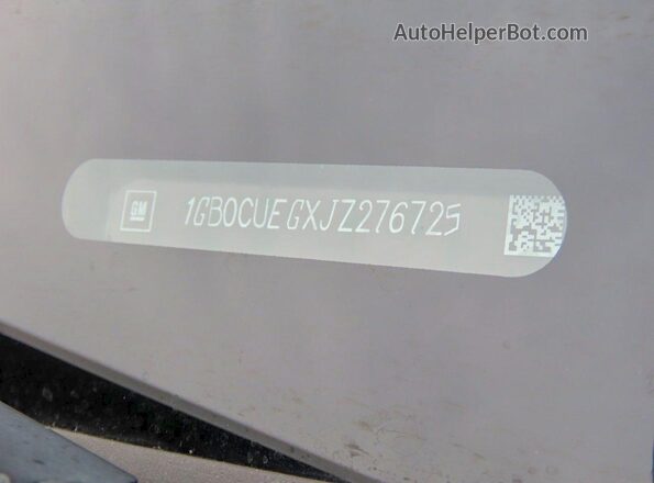1GB0CUEGXJZ276725 2018 CHEVROLET SILVERADO White Vista interior trasera